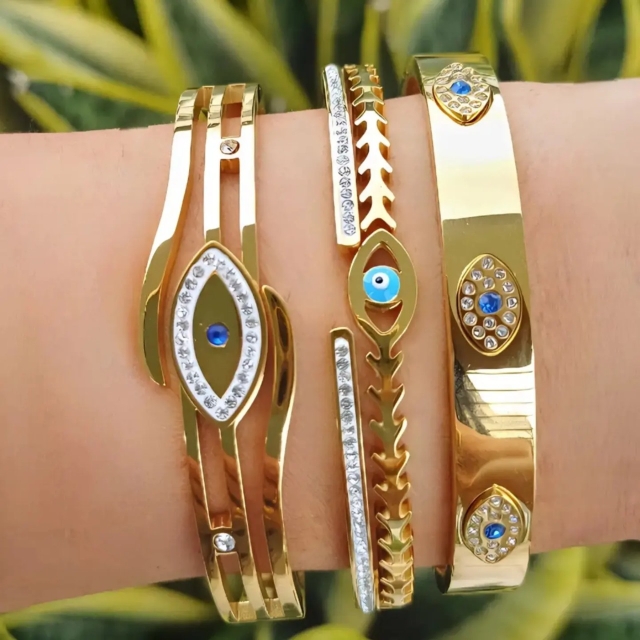 Eye Bangle
