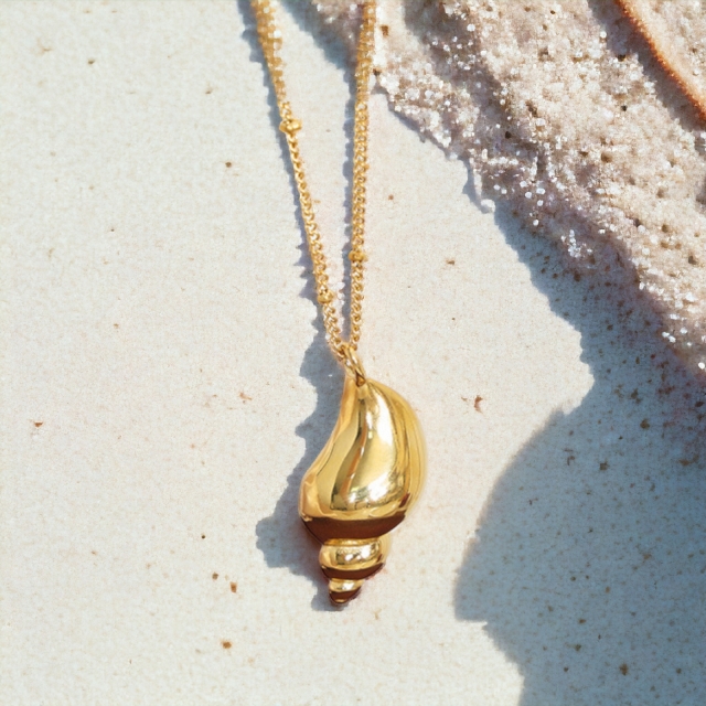 Golden Shell Necklace