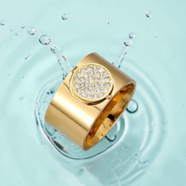 Tyra Ring
